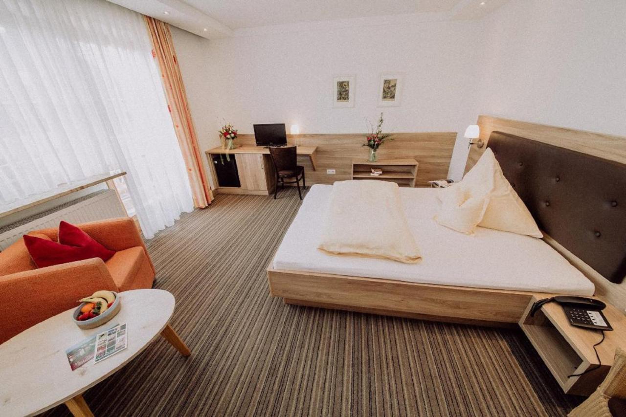 ホテル Haus Maria Bad Füssing エクステリア 写真