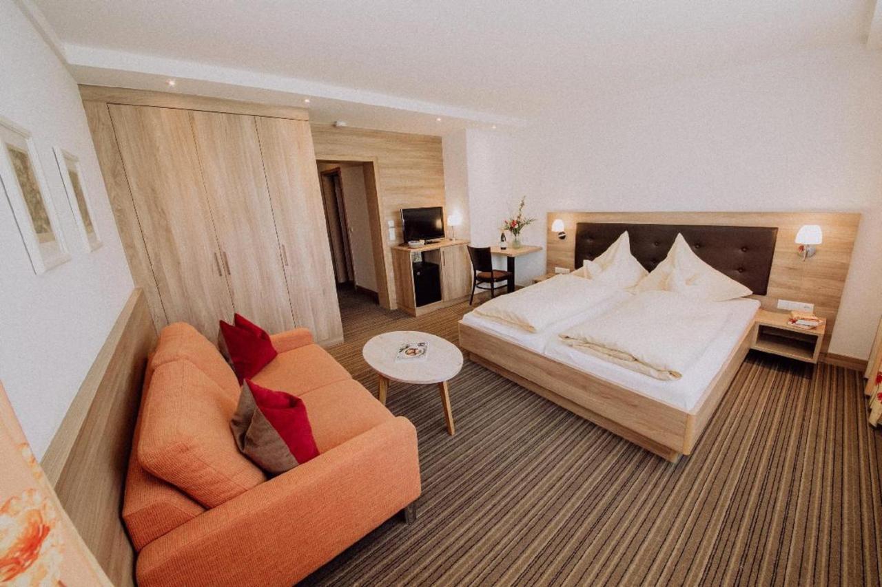 ホテル Haus Maria Bad Füssing エクステリア 写真