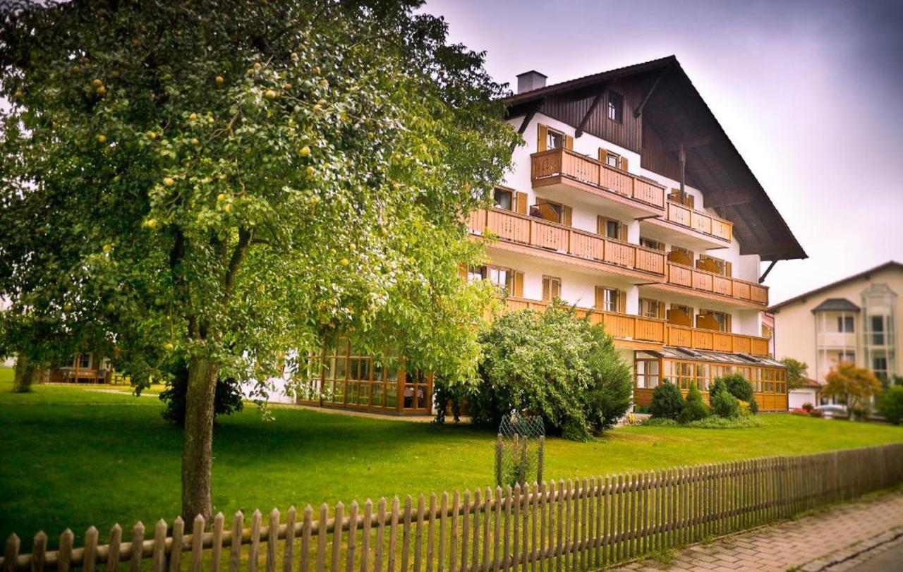 ホテル Haus Maria Bad Füssing エクステリア 写真